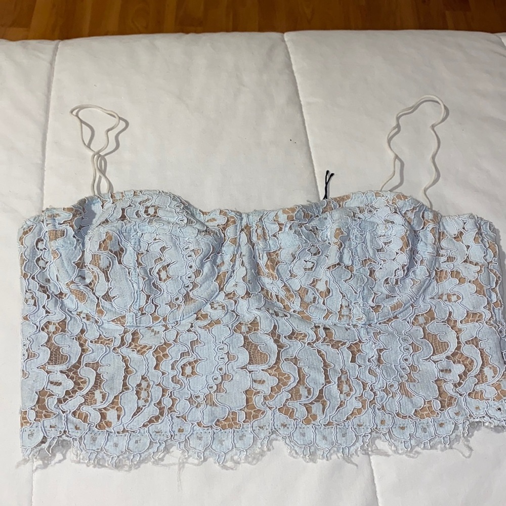 Laced underwire crop top
